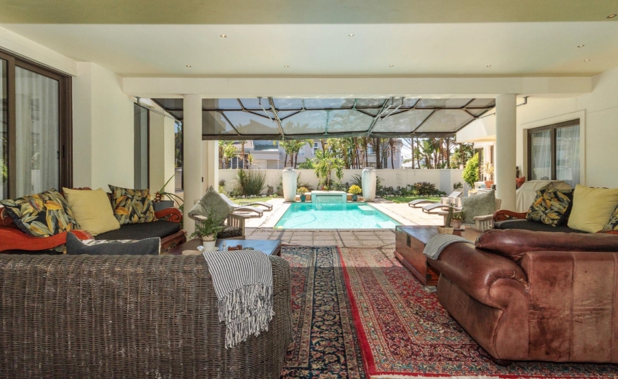 8 Bedroom Property for Sale in Sunset Beach Western Cape
